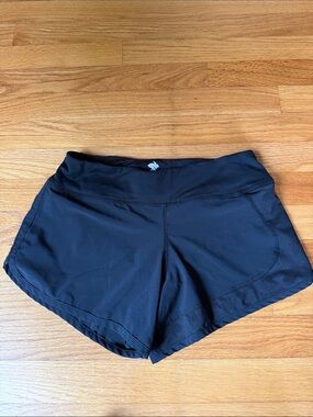 Rabbit Hopper Shorts